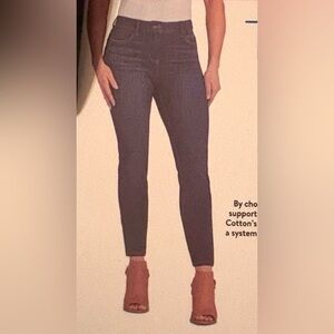 Time and Tru Women's Deep Indigo Skinny Jeans